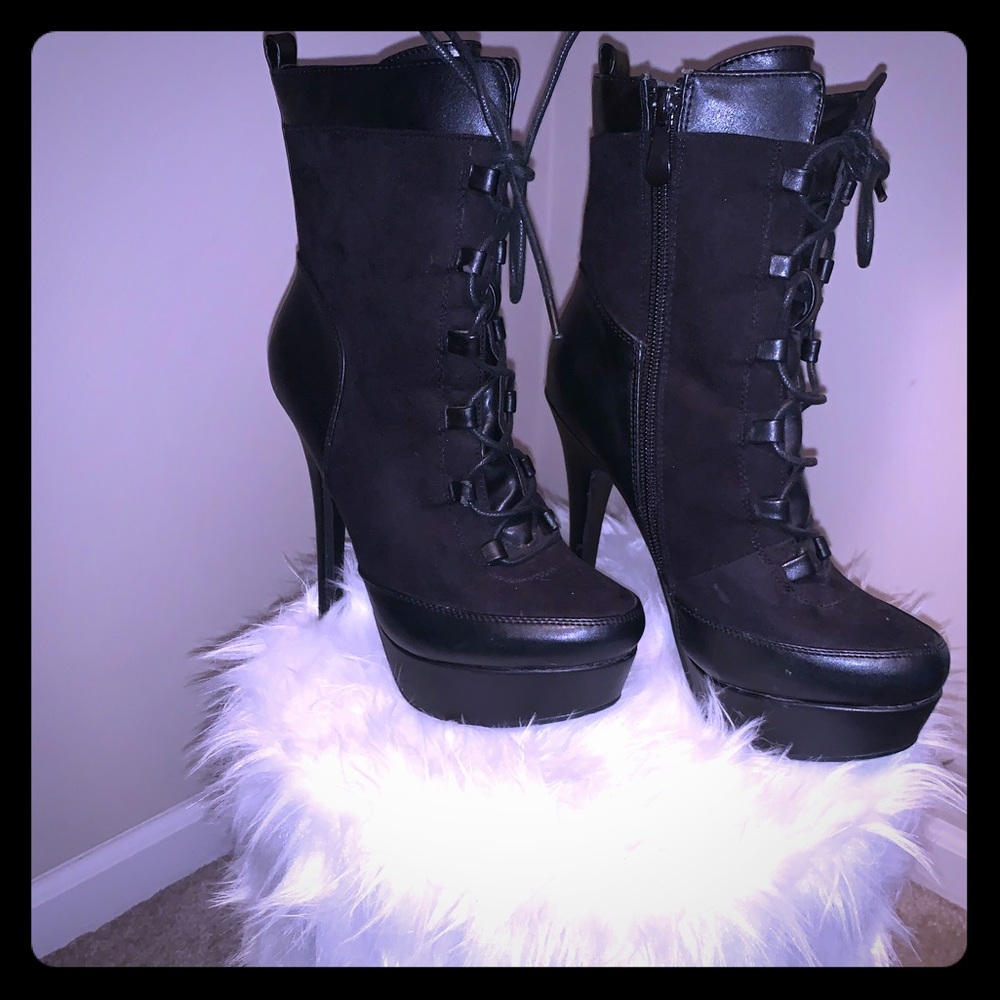 Back boots 👢